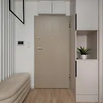 Air Conditioned In Center By Renters Prestige דירה *