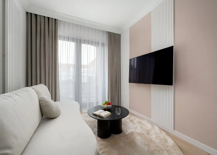 Air Conditioned In Center By Renters Prestige Διαμέρισμα Βρότσλαβ