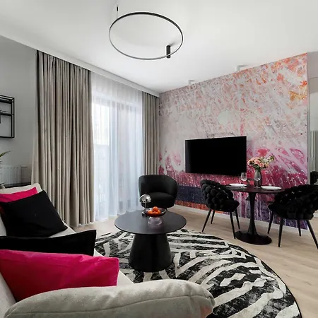 Daire Air Conditioned In Center With Parking By Renters Prestige