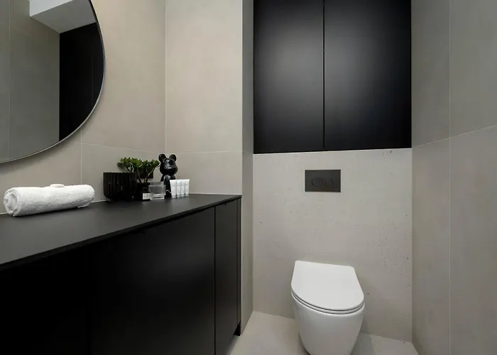 Air Conditioned In Center By Renters Prestige Apartmán Vratislav