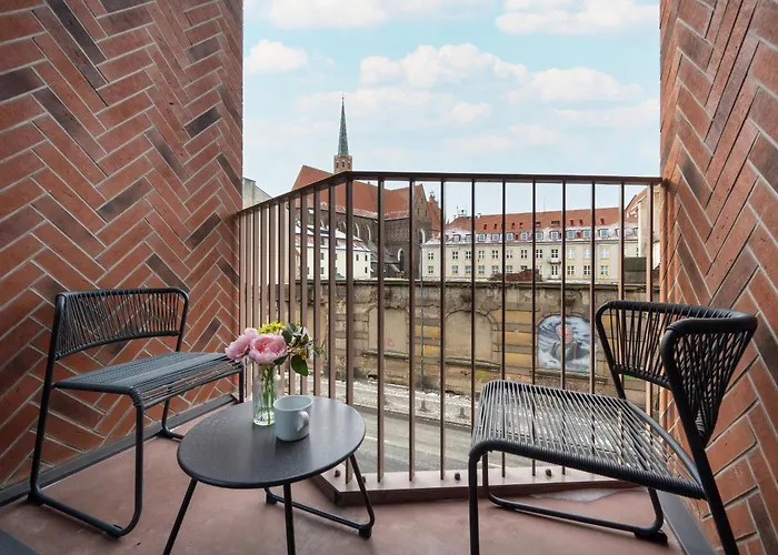 Appartamento Air Conditioned In Center With Parking By Renters Prestige